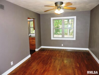 1903 W Teton Dr, Peoria, IL 61614 - photo 6