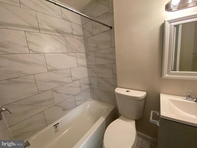 9728 Hagel Cir, Lorton, VA 22079 - photo 7