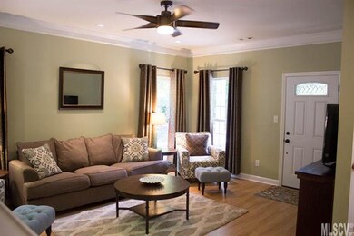 736 N Oakwood Dr, Statesville, NC 28677 - photo 2