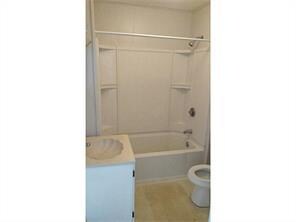 31 Tower St, Westerly, RI 02891 - photo 7