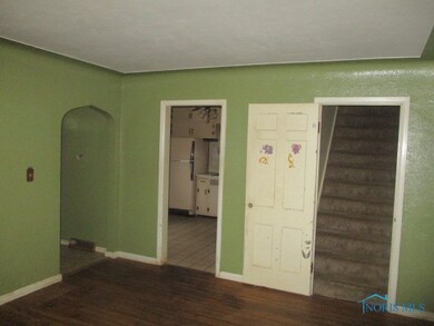 105 Orville Dr, Toledo, OH 43612 - photo 3