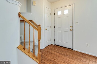 1876 Tiger Lily Cir, Woodbridge, VA 22192 - photo 6