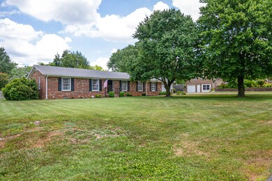 4008 Mcintire Dr, Columbia, TN 38401 - photo 4