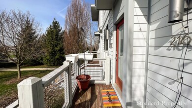 2167 New Town Dr-03