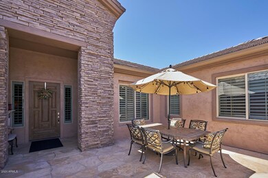 Front Courtyard2