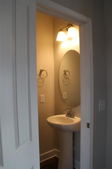 227 Edgeview Dr, Shelbyville, TN 37160 - photo 5