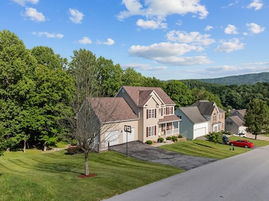 518 Brandon Dr, Bluefield, VA 24605 - photo 3