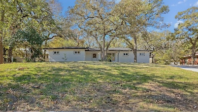 2104 Montclair Dr, Fort Worth, TX 76103 - photo 4