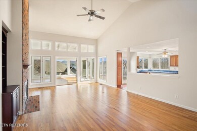 06-Living Room