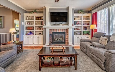 9415 Swarner Dr, Lenexa, KS 66219 - photo 6