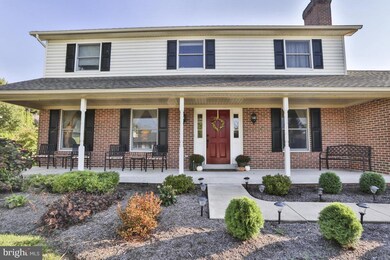 252 Orchard View Dr, Leola, PA 17540 - photo 2