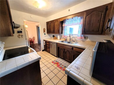 Neutral Kitchen