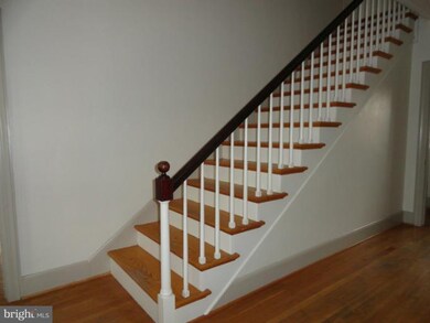 422 E Baltimore St, Taneytown, MD 21787 - photo 2