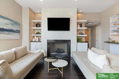 200 S 31st Ave unit 4814, Omaha, NE 68131 - photo 2