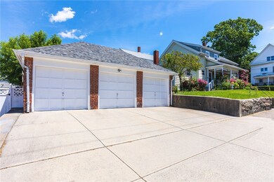 321 Pawtucket Ave, Pawtucket, RI 02860 - photo 3