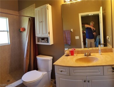 129 Viewpoint Dr, Lehigh Acres, FL 33972 - photo 4