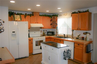 15723 95th Ct SE, Yelm, WA 98597 - photo 5