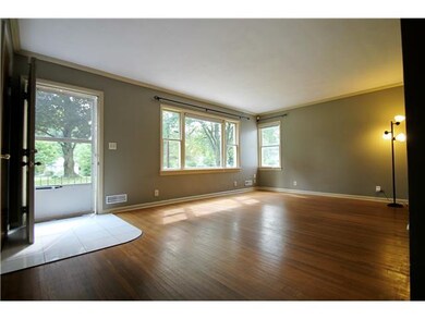 Living Room. Enter into a large and sunny living r