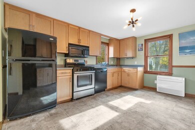 43 Pine St, West Newton, MA 02465 - photo 4