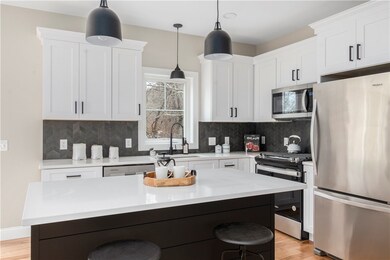 81 Ninigret Rd, Narragansett, RI 02882 - photo 4