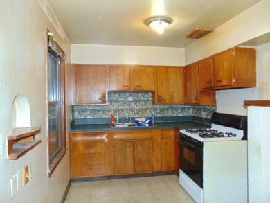 101 - Kitchen