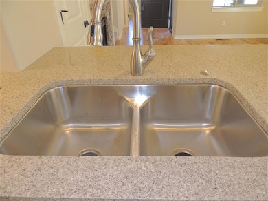 20262 SE Narnia Place unit 8, Bend, OR 97702 - photo 5