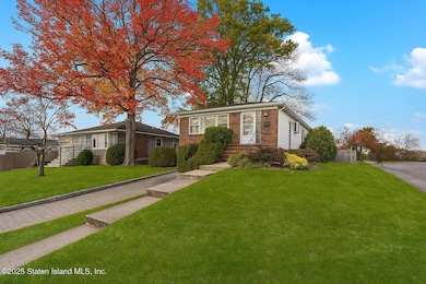 473 Arden Ave, Staten Island, NY 10312 - photo 2