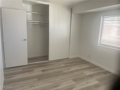 592 Sea Shell Ln, Las Vegas, NV 89110 - photo 7