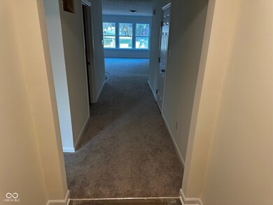 3748 Berkdale Dr, Columbus, IN 47203 - photo 2