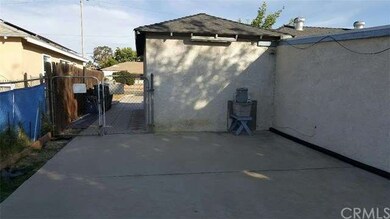 1 Back patio area.