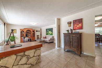 1056 N Forest-6