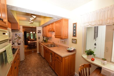 Custom Amish Cabinets