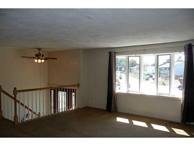 2 Glen Meadows Ct, Warwick, RI 02889 - photo 2