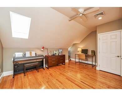41 Kent St unit B, Brookline, MA 02445 - photo 5