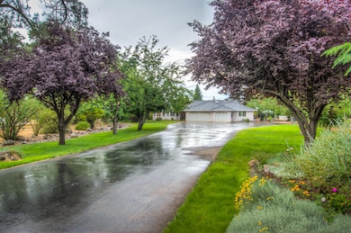 private driveway