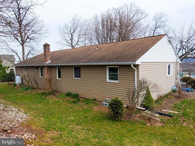 65 Ream Rd, Ephrata, PA 17522 - photo 4