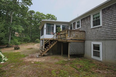 Landing rear sunporch2