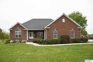 357 Payton Ln, Grant, AL 35747 - photo 2