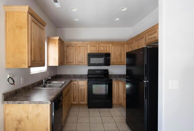 405 N 2480 W (4 of 12)