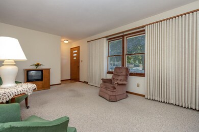 Living Room-3