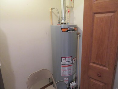 101 S Locust St, Dixon, MO 65459 - photo 4