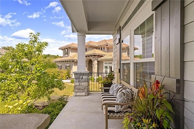 9259 Deer Run St, Lenexa, KS 66220 - photo 6