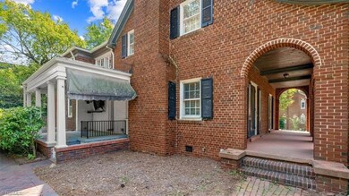 1122 & 1124 Cridland Rd, Greensboro, NC 27408 - photo 5