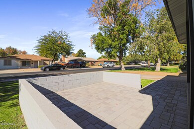 Inviting front patio