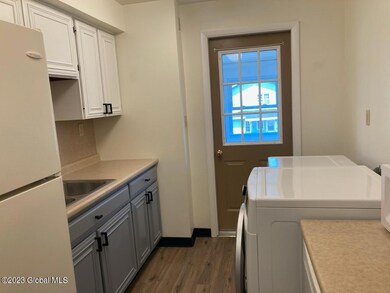 4 Michigan Ave unit 2, Rensselaer, NY 12144 - photo 5