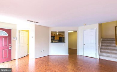 8322 Bluebird Way unit 18, Lorton, VA 22079 - photo 4