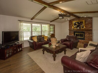 3612 S Oak Ave, Broken Arrow, OK 74011 - photo 3