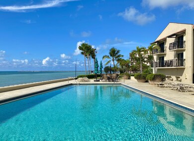 Casa Caselles ocean side pool
