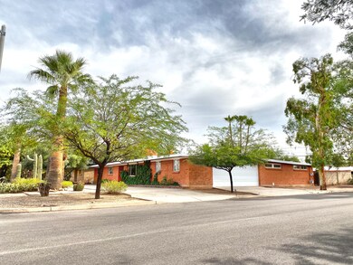 Corner Lot w/ Separate Garage Driveway