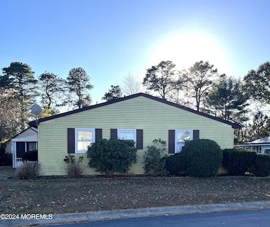 69 Chelsea Dr unit 72, Whiting, NJ 08759 - photo 2